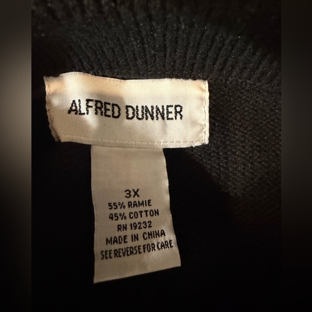 Alfred Dunner 3X Black Textured Knit Tunic Gold Embroidered Hem Plus Size Top - Picture 6 of 11
